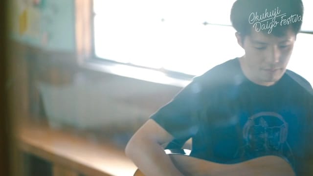 動画サムネイル